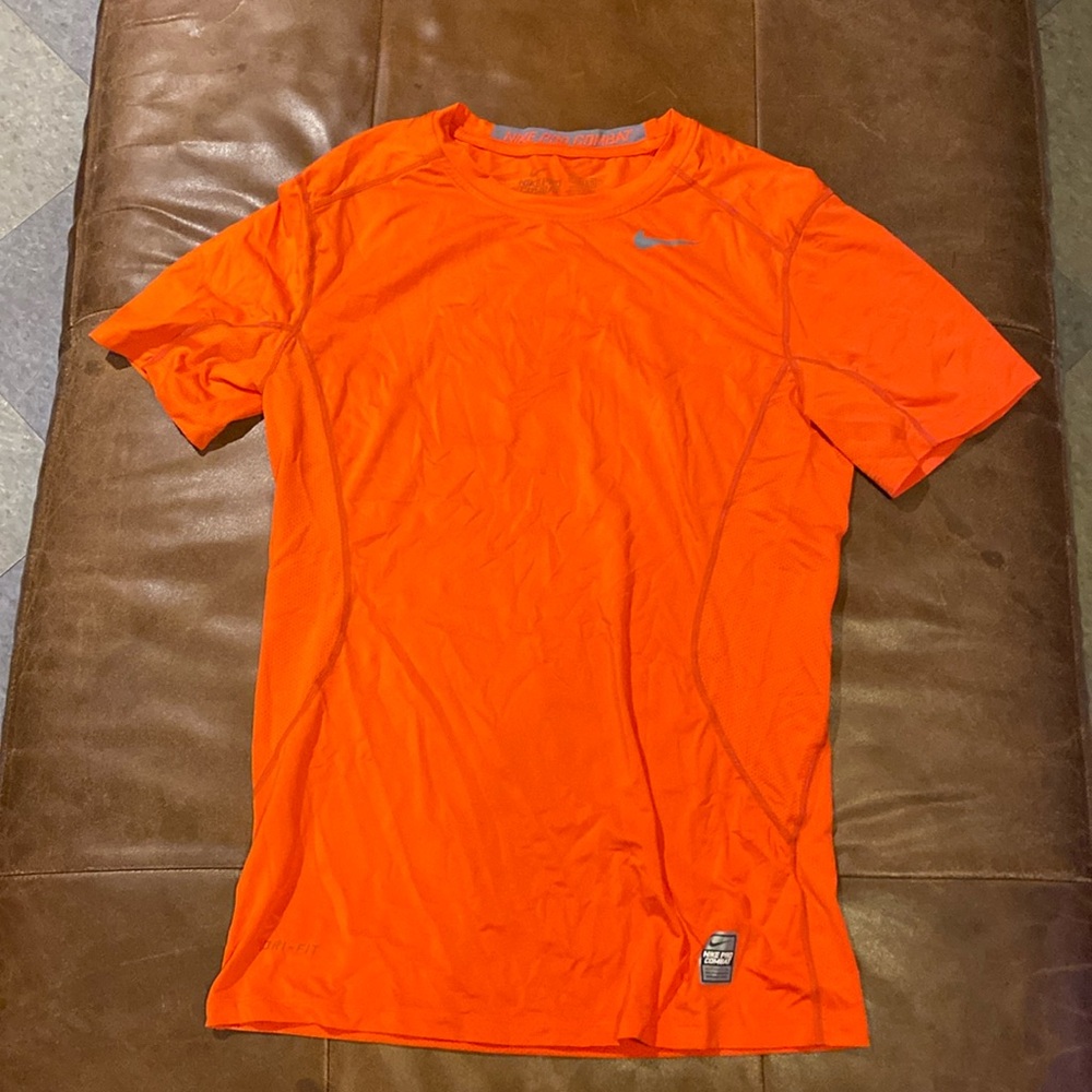 Nike pro combat T-shirt